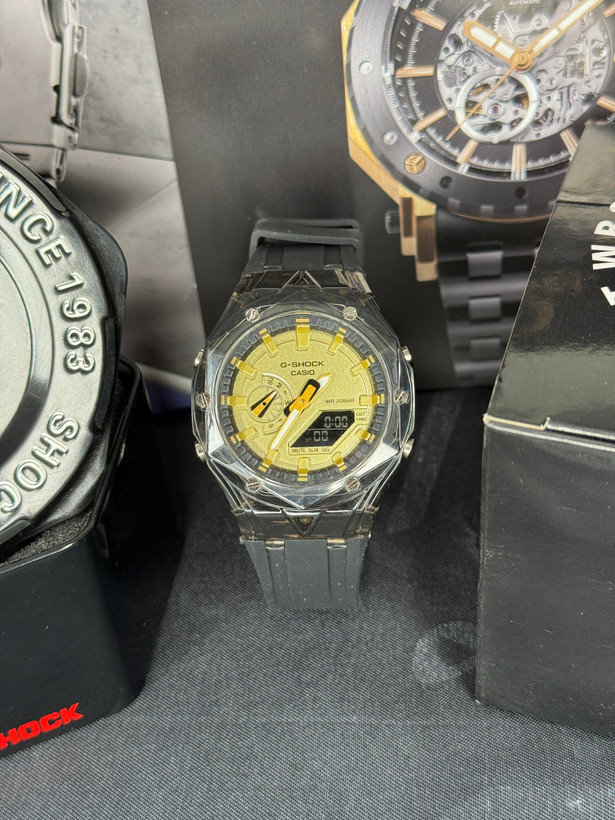 کاسیو جیشاک قاب شیشه ای مدل GA-2100