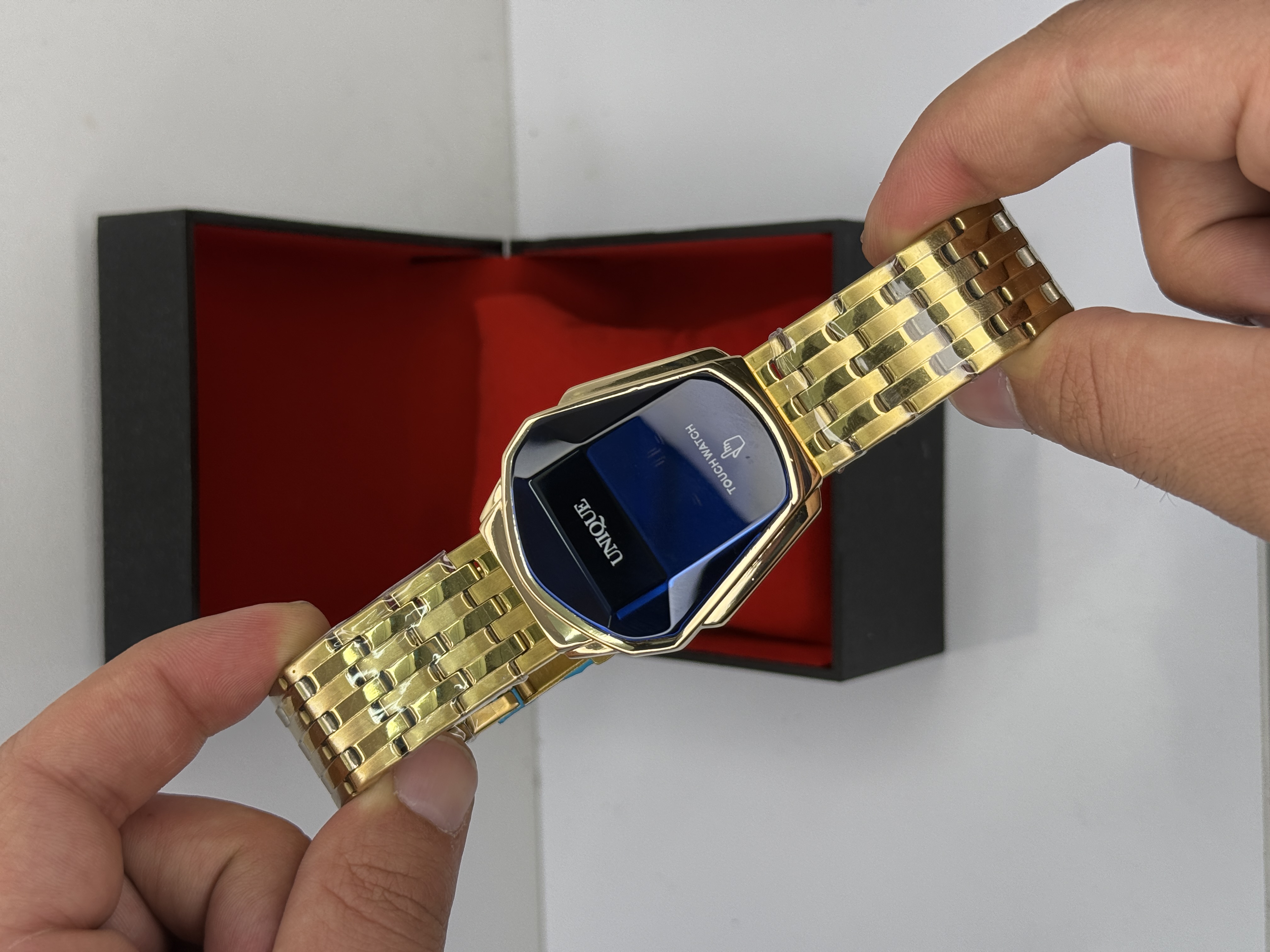 ساعت مچی یونیک LED