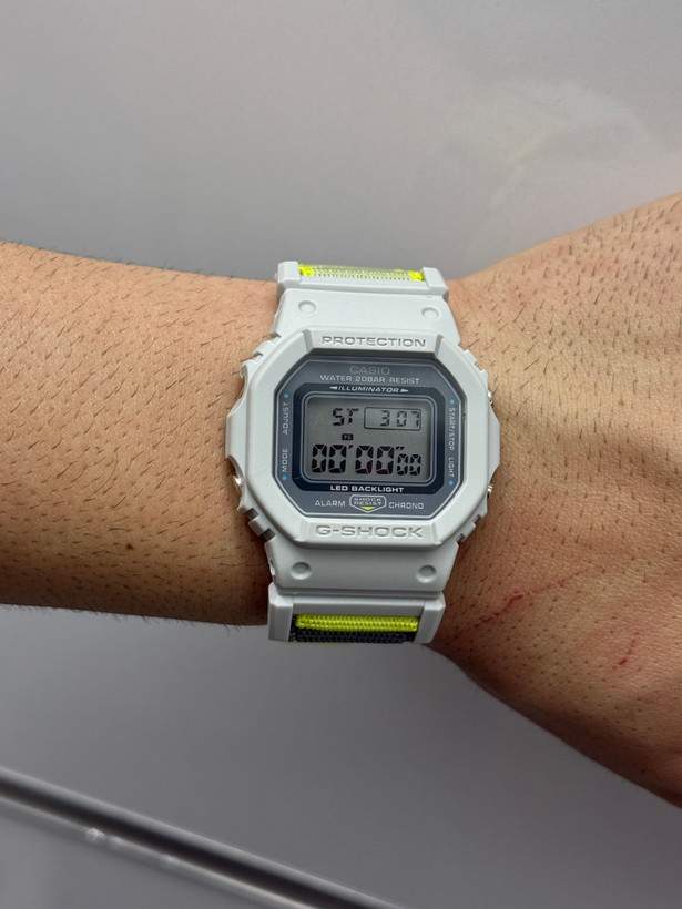 ساعت مچی کاسیو جیشاک DW-5600