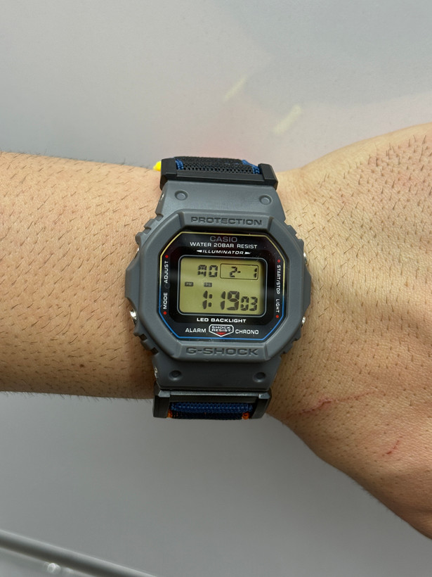 ساعت مچی کاسیو جیشاک DW-5600